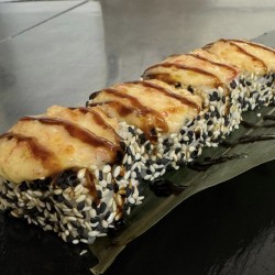 117. Okiniiri hot maki(16psc)