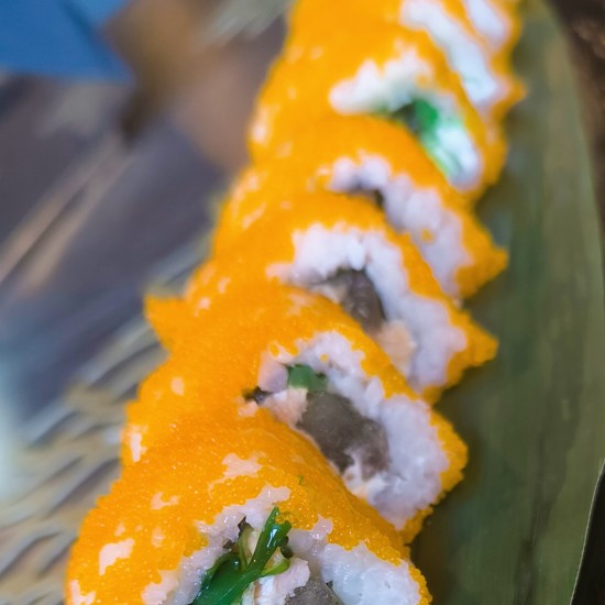 Aka Sake Maki (16 GB) Aka Sake Maki (16 GB)